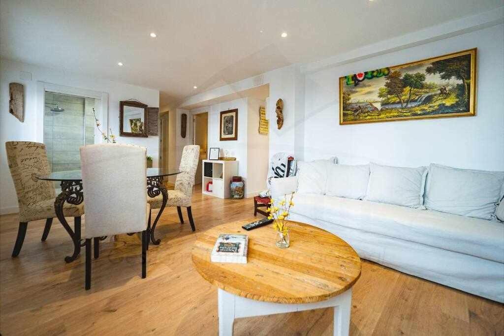 La Capilla Apartamento โอเบียโด ภายนอก รูปภาพ